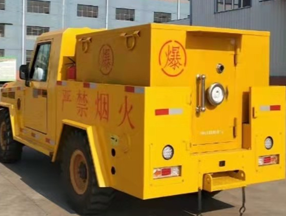 大同凯龙爆破器材运输车：保障爆破任务的安全运行